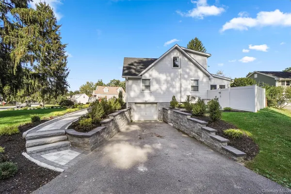 $630,000 | 36 Hasbrouck Drive, Poughkeepsie, NY 12603