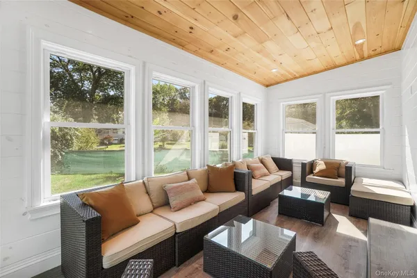 $630,000 | 36 Hasbrouck Drive, Poughkeepsie, NY 12603