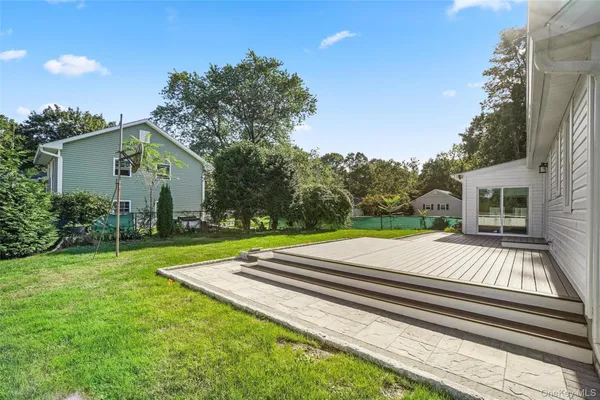 $630,000 | 36 Hasbrouck Drive, Poughkeepsie, NY 12603