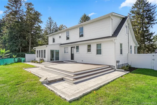 $630,000 | 36 Hasbrouck Drive, Poughkeepsie, NY 12603