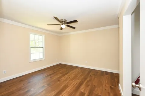 $359,900 | 120 Whippoorwill Lane, Bethpage, TN 37022