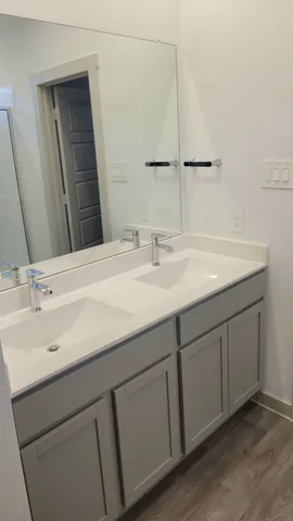 $2,500 | 2907 Stamford Hl Lane, Houston, TX 77047