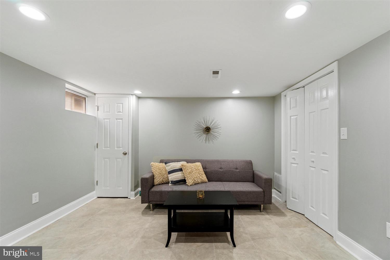4026 Grantley Road Baltimore, MD 21215 - Photo 15 of 35 Gallery Image 15