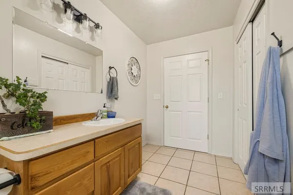 $405,000 | 3443 East County Line Road, Idaho Falls, ID 83401