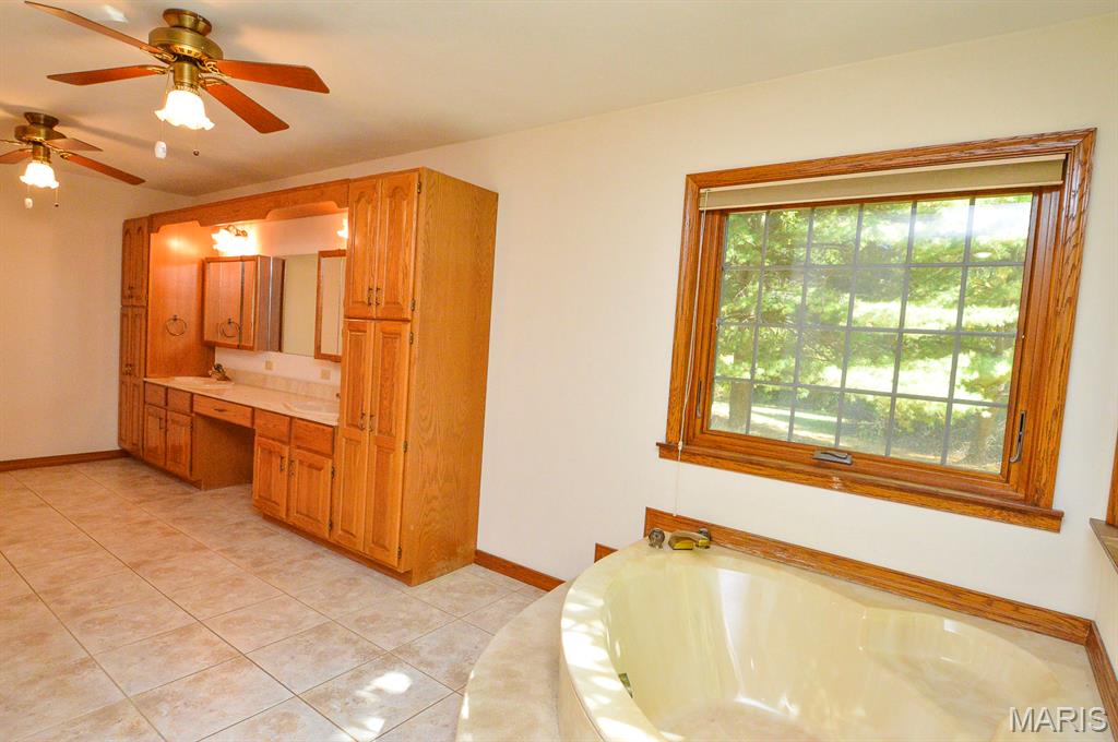 5 Calypso Court Belleville, IL 62221 - Photo 39 of 44