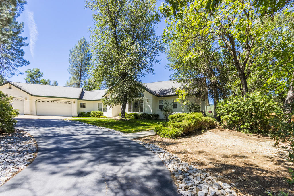 10050 Tilton Mine Road Redding, CA 96001 - Photo 35 of 35 front with rv pad
