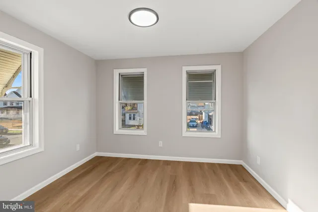 $2,400 | 606 Spruce Street, Delanco, NJ 08075