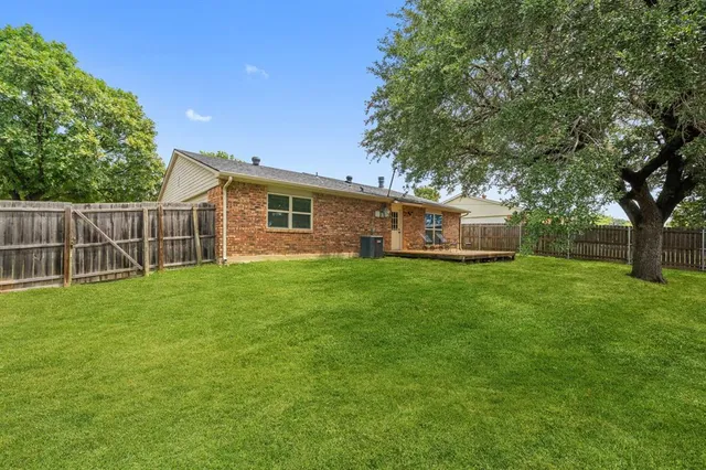 $319,000 | 622 Roaming Rd Drive, Allen, TX 75002