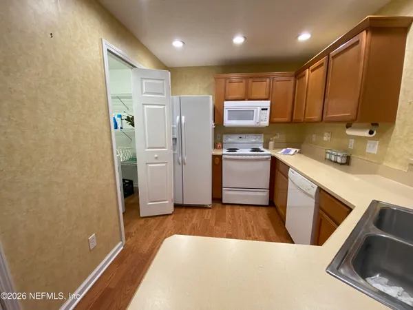 $235,000 | 13715 Richmond Park Drive North, Unit 708, Jacksonville, FL 32224