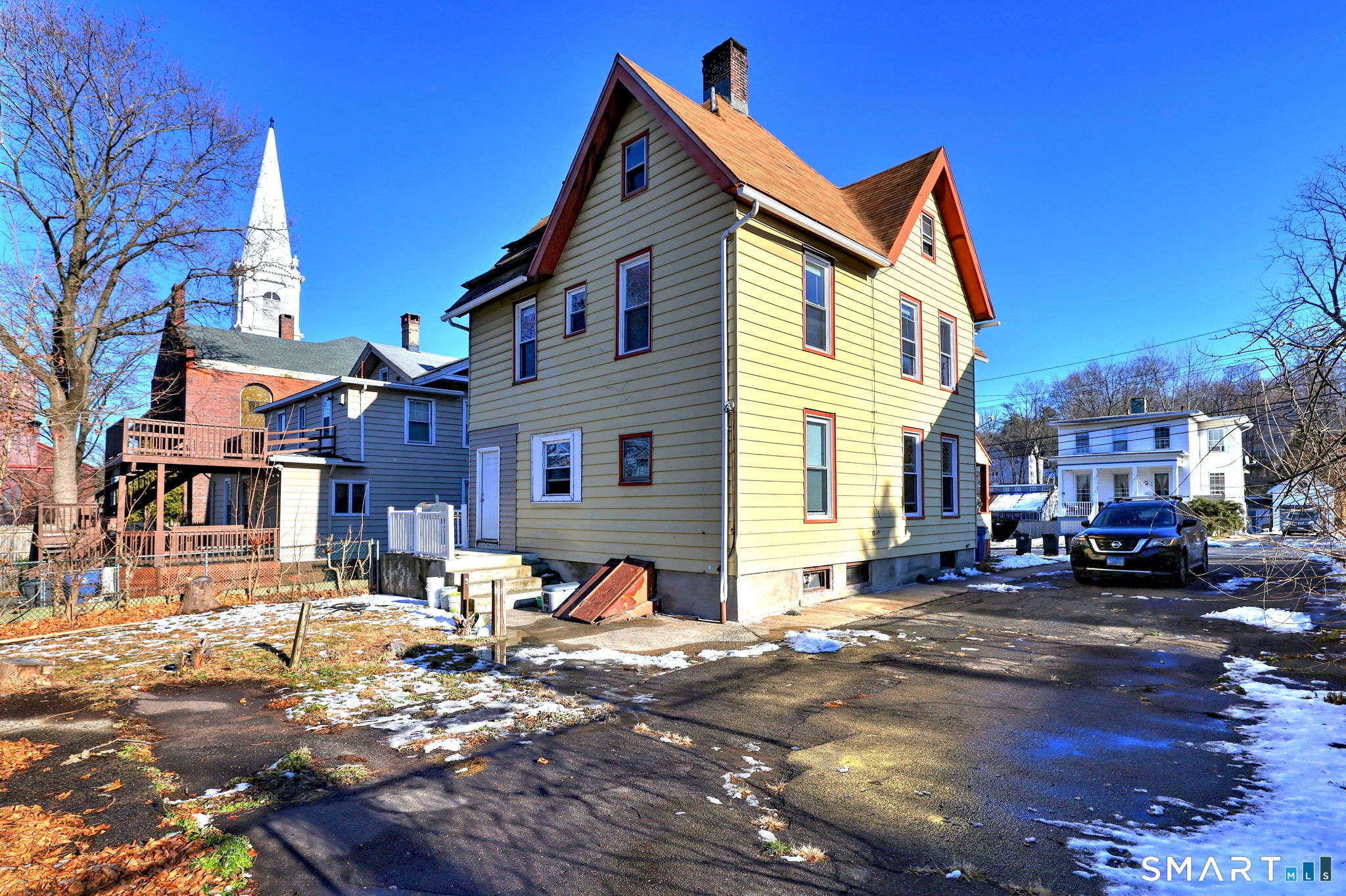 314 Lenox Street New Haven, CT 06513 - Photo 3 of 23