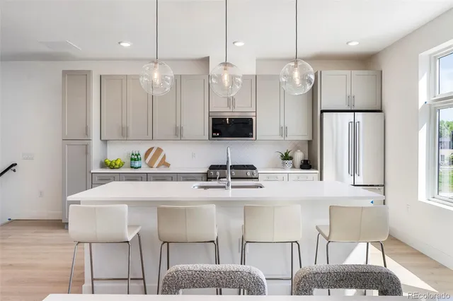 $3,500 | 18 Oneida Court, Denver, CO 80230