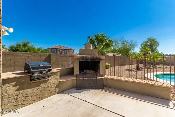 $2,150 | 15465 West Glenrosa Avenue, Goodyear, AZ 85395