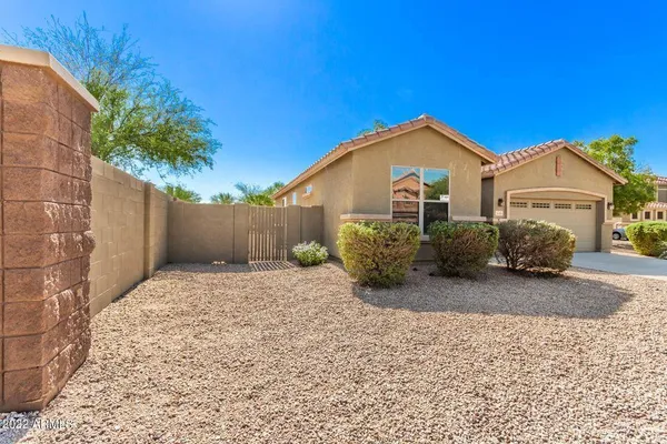 $2,150 | 15465 West Glenrosa Avenue, Goodyear, AZ 85395