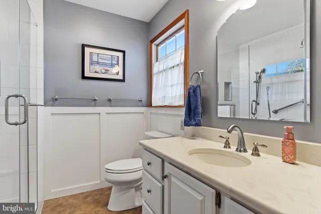 $425,000 | 16 Wetherburn Road, Enola, PA 17025