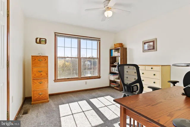 $425,000 | 16 Wetherburn Road, Enola, PA 17025