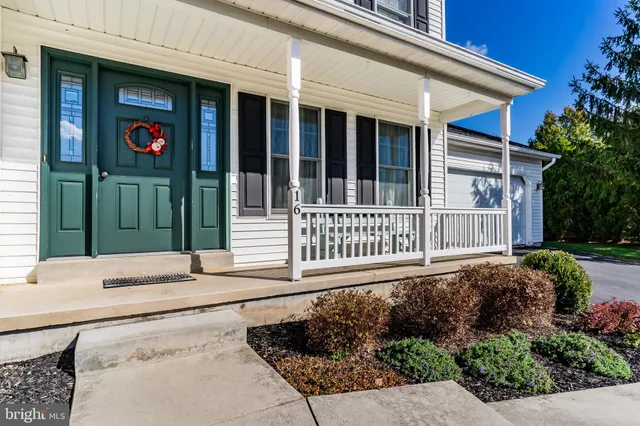$425,000 | 16 Wetherburn Road, Enola, PA 17025