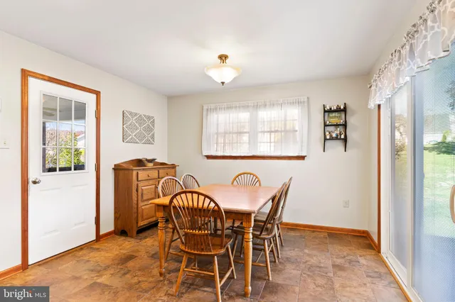 $425,000 | 16 Wetherburn Road, Enola, PA 17025