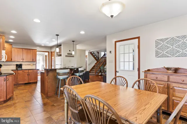 $425,000 | 16 Wetherburn Road, Enola, PA 17025