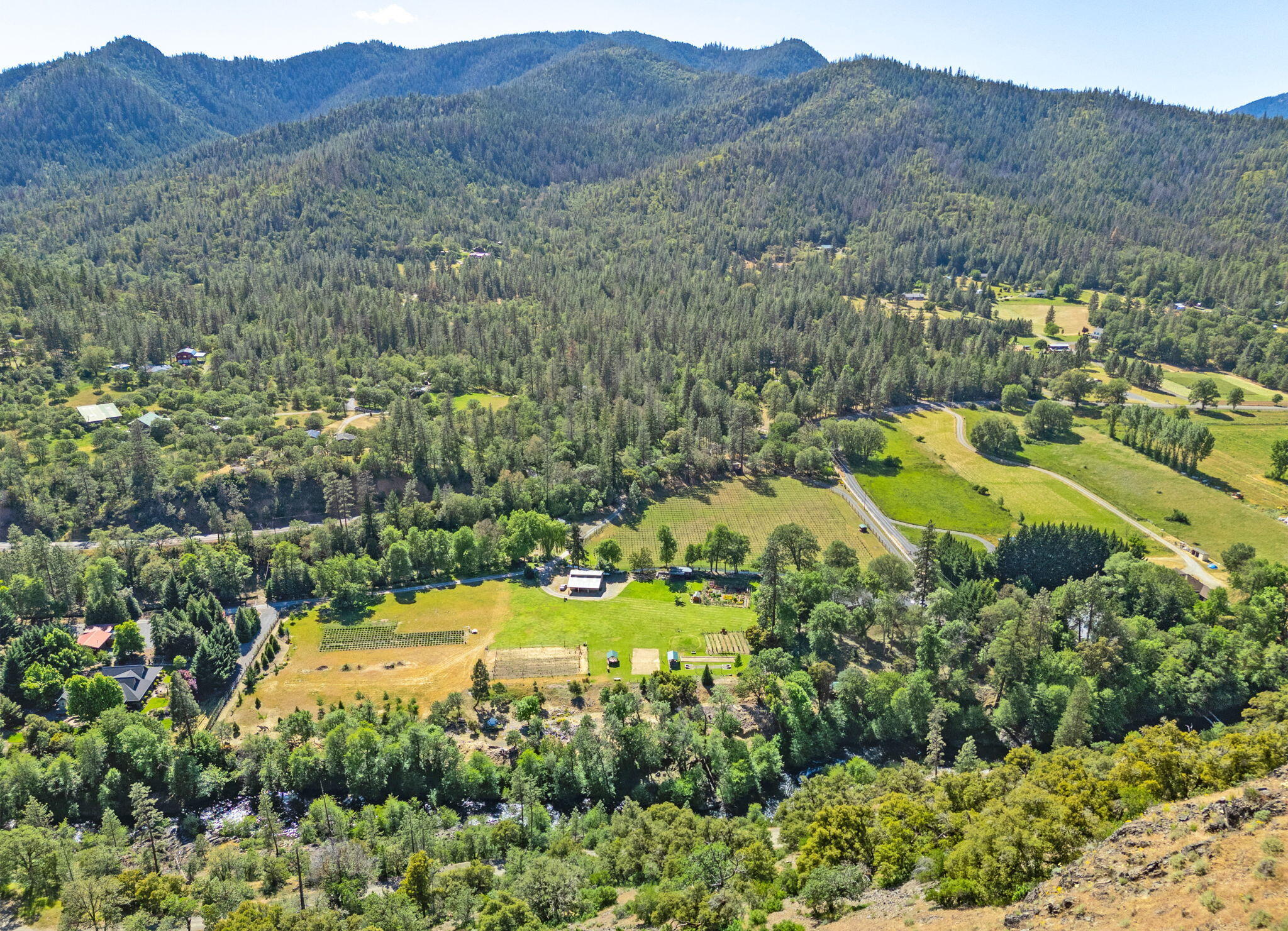 8127 Upper Applegate Road Jacksonville, OR 97530 - Photo 71 of 117 ApxUA (4)