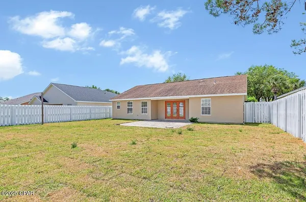 $2,700 | 126 Covington Street, Panama City Beach, FL 32413