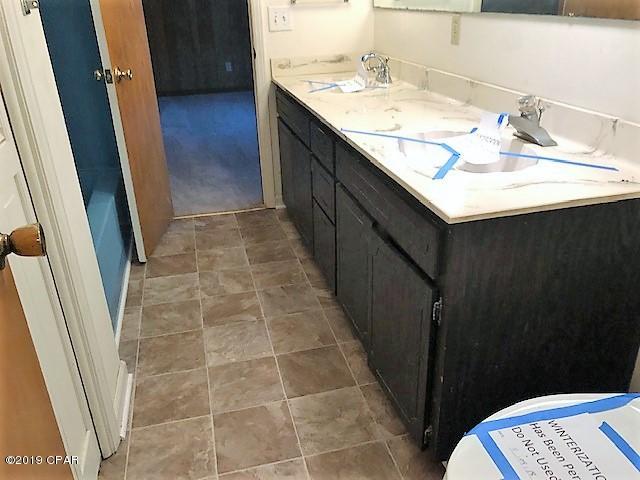 5794 Old U S Road Malone, FL 32445 - Photo 15 of 20