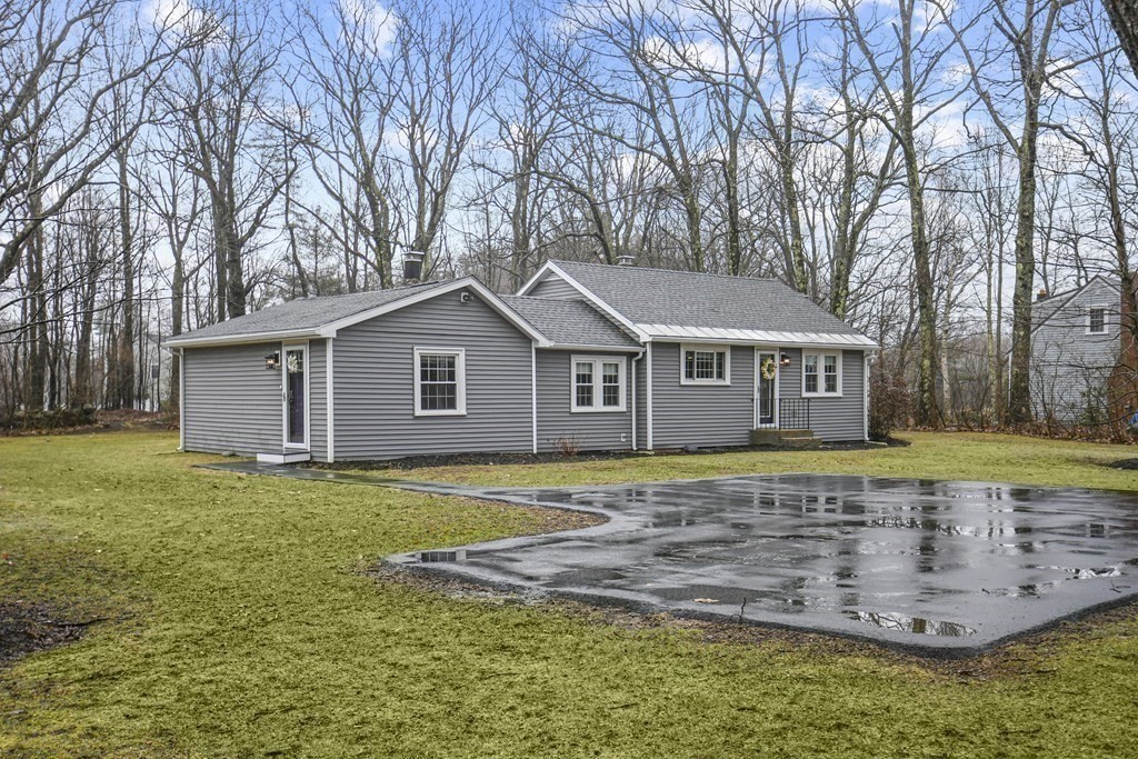 46 Lashua Road Ashburnham, MA 01430 - Photo 3 of 27