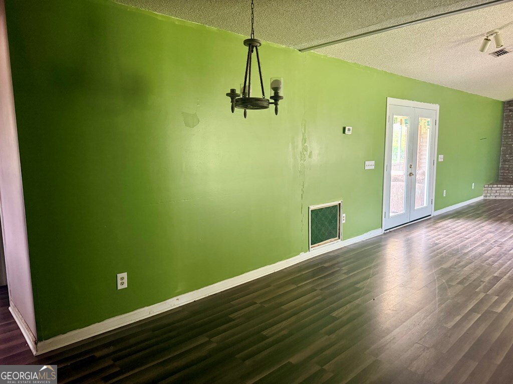 517 Ben Carver Road Douglas, GA 31535 - Photo 12 of 22
