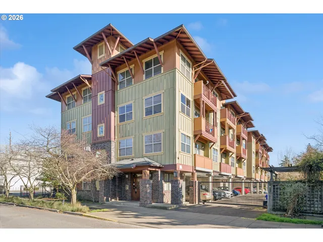 $199,000 | 400 Northeast 100th Avenue, Unit 406, Portland, OR 97220