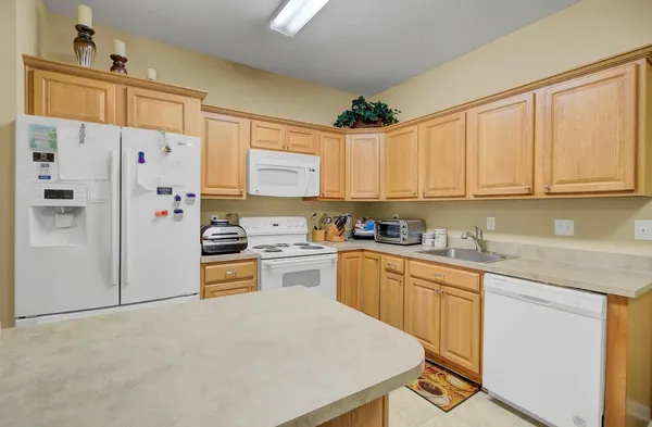 $2,050 | 257 Grand Oaks Drive, Ladson, SC 29456