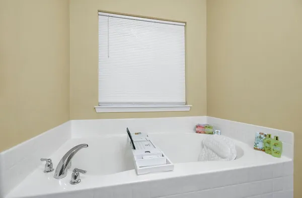 $2,050 | 257 Grand Oaks Drive, Ladson, SC 29456