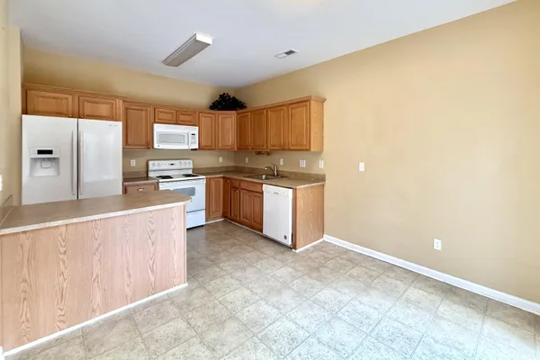 $2,050 | 257 Grand Oaks Drive, Ladson, SC 29456