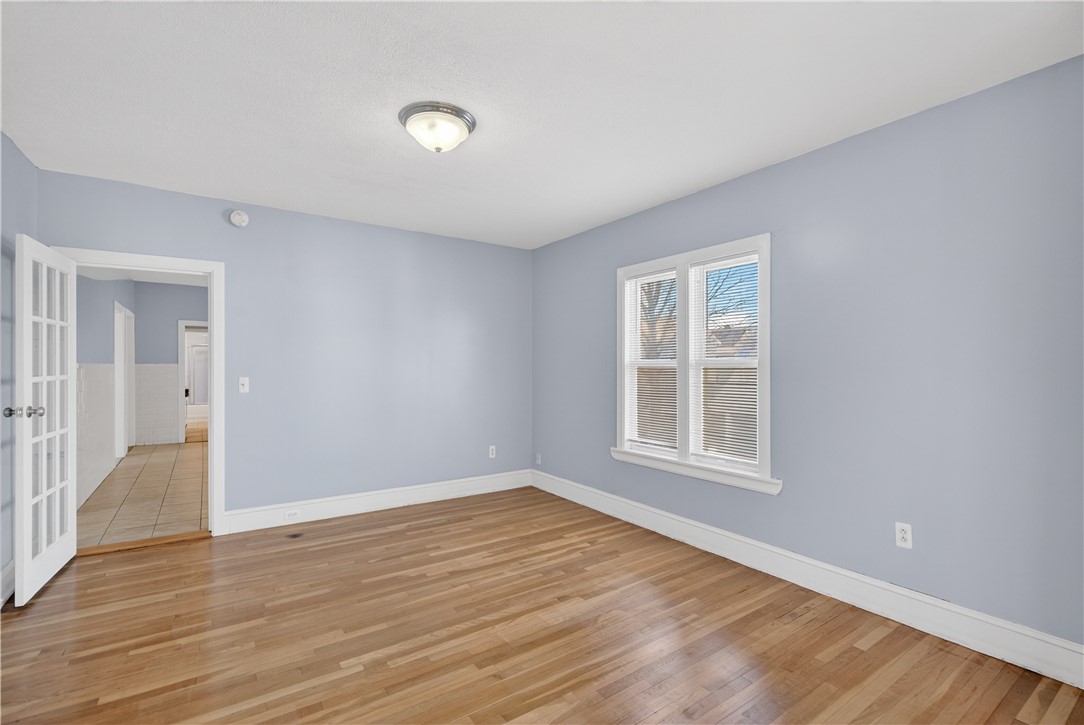 108 Sumner Avenue Central Falls, RI 02863 - Photo 17 of 39