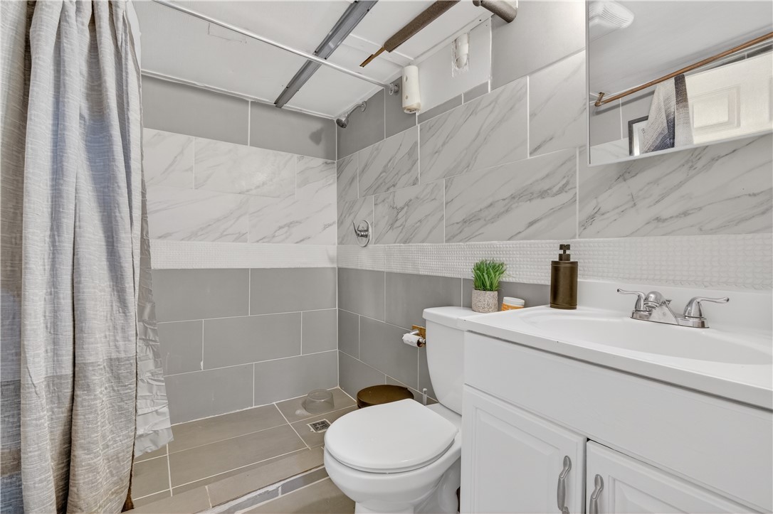 108 Sumner Avenue Central Falls, RI 02863 - Photo 4 of 39