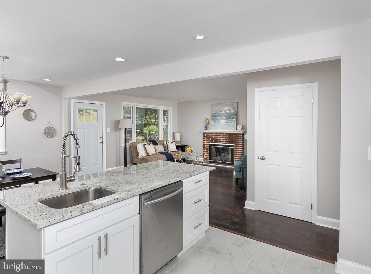 6105 Ridgeview Avenue Baltimore, MD 21206 - Photo 8 of 40 Gallery Image 8