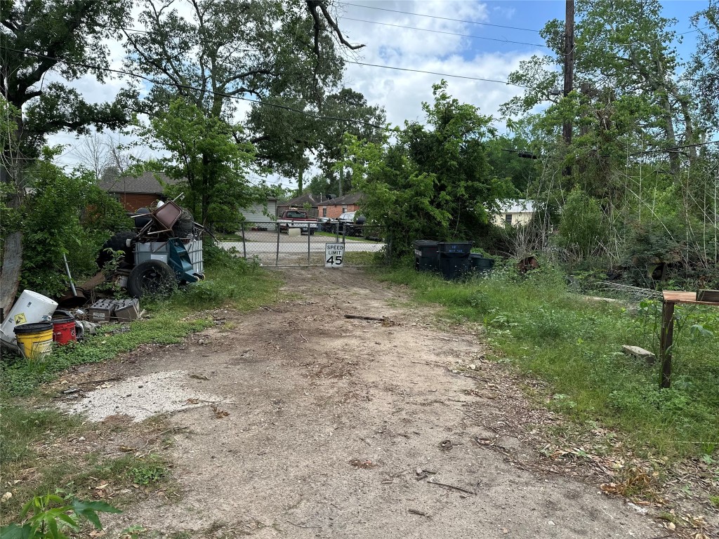 1001 Red Bud Street Channelview, TX 77530 - Photo 17 of 21 a view of a park with large trees