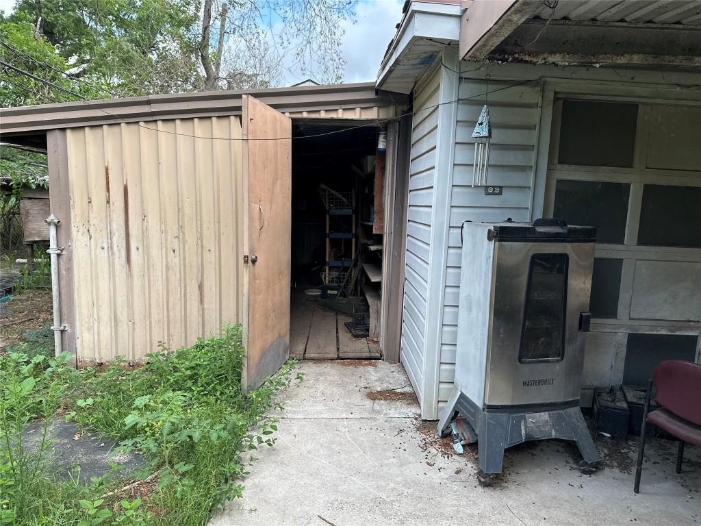 1001 Red Bud Street Channelview, TX 77530 - Photo 20 of 21 a view of a house with backyard of the house