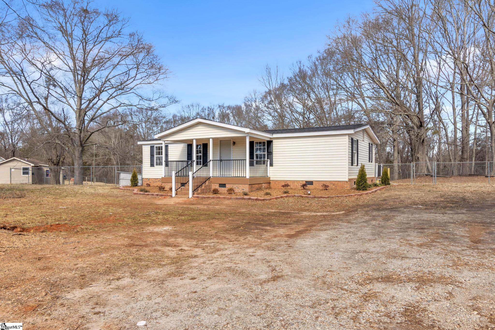 3108 Bramlett Church Road Gray Court, SC 29645 - Photo 3 of 29 Gallery Image 3