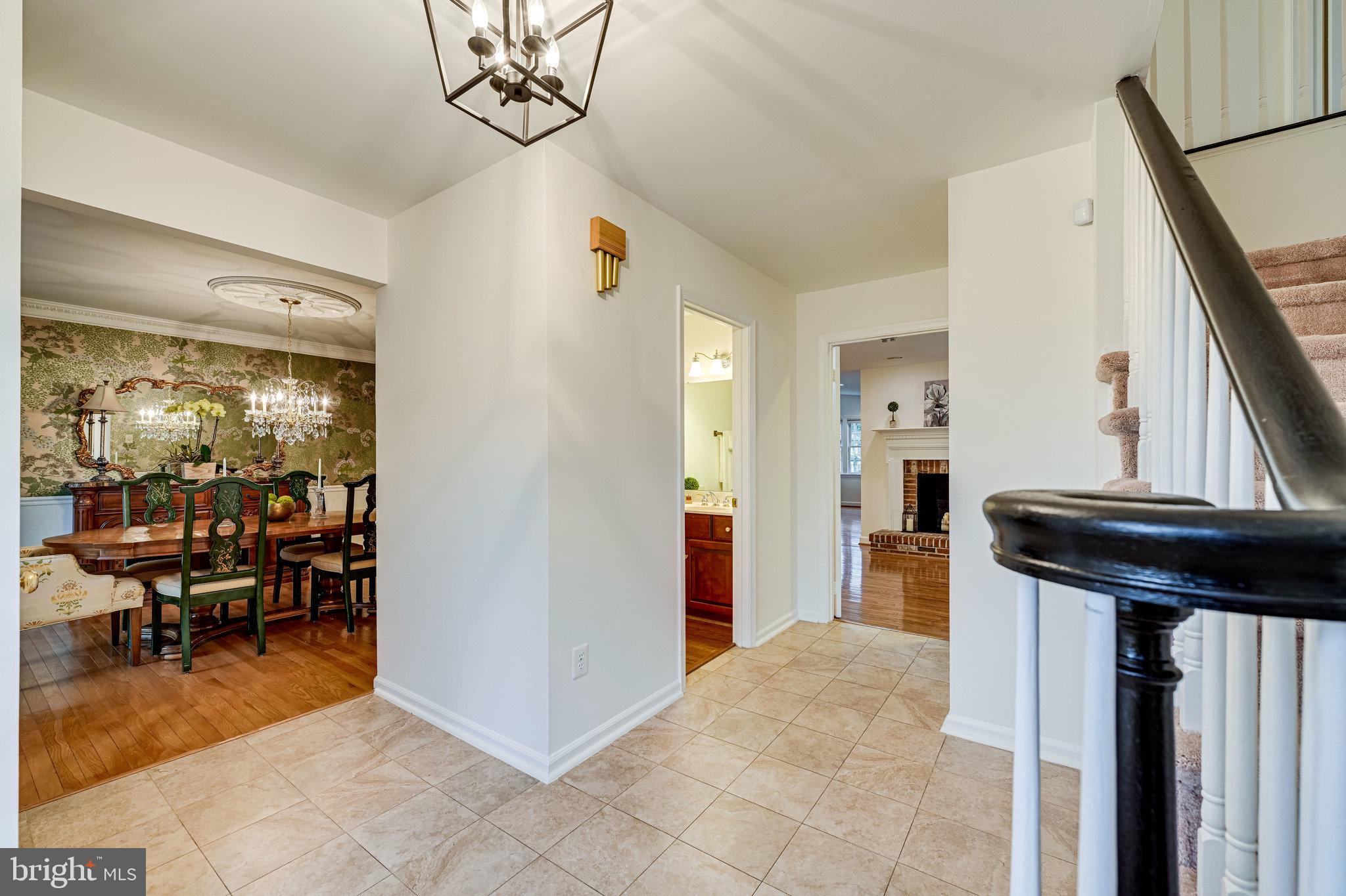 926 Ridge Drive McLean, VA 22101 - Photo 5 of 63