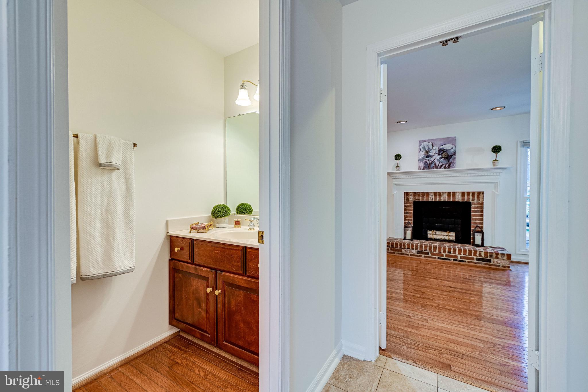 926 Ridge Drive McLean, VA 22101 - Photo 10 of 63