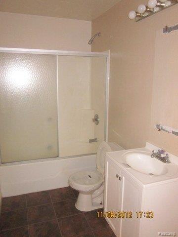 4425 Adams Road Stockbridge, MI 49285 - Photo 13 of 15 13 MAIN BATHROOM.JPG