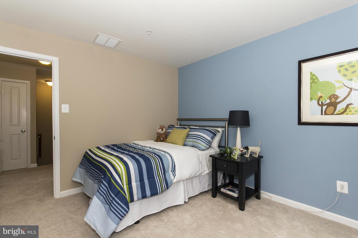 1646 Renaissance Drive Baltimore, MD 21221 - Photo 24 of 30 Bedroom