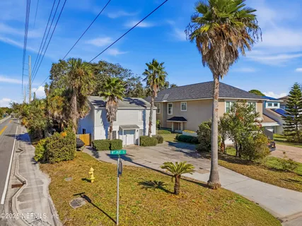 $695,000 | 887-889 8th Avenue South, Jacksonville Beach, FL 32250