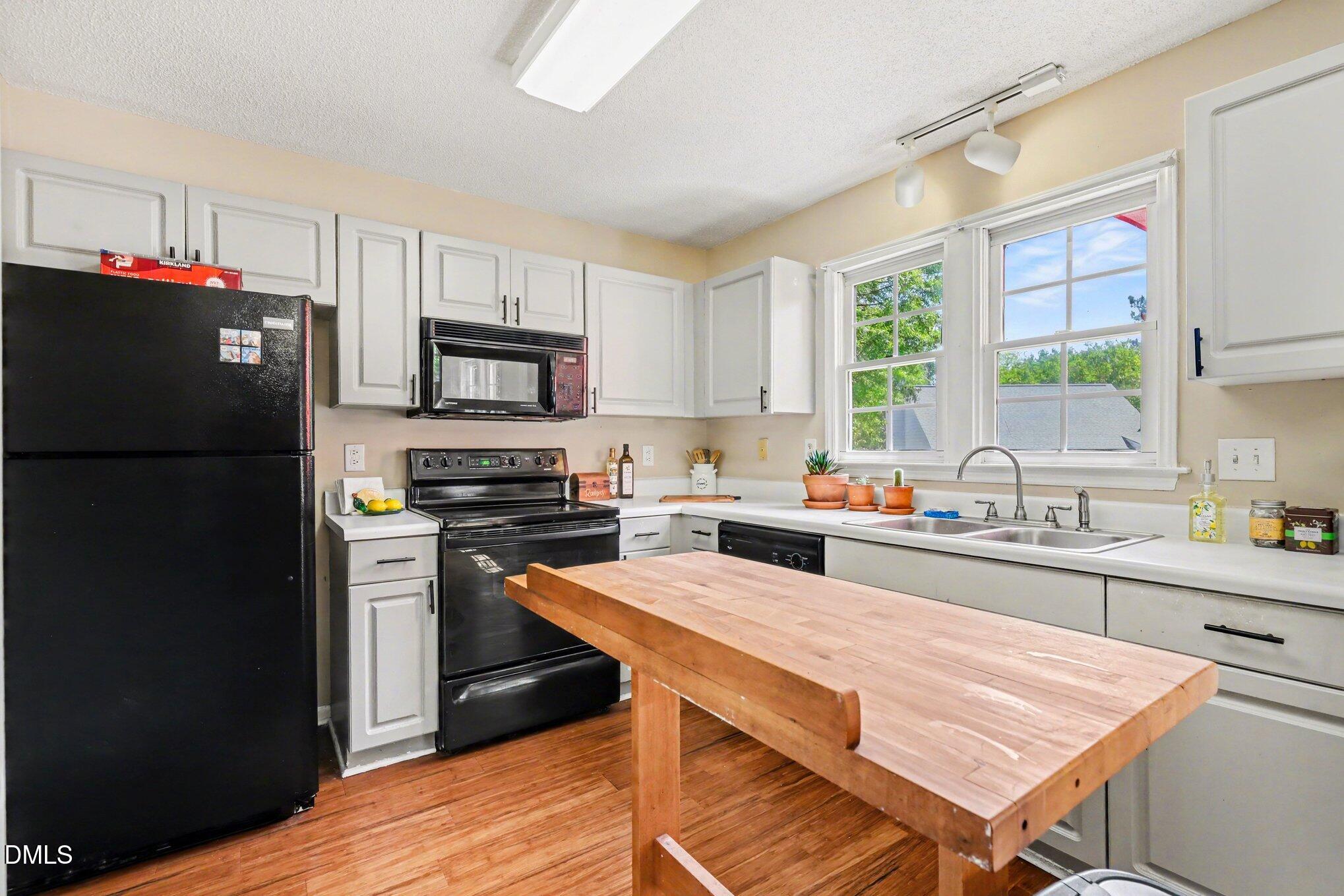 2701 Clonnel Court Raleigh, NC 27604 - Photo 13 of 33