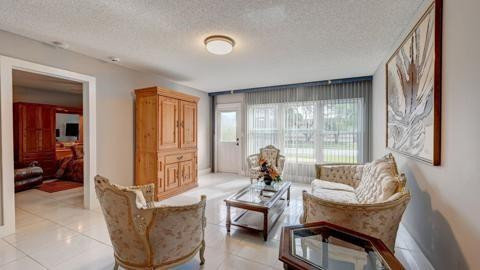9110 Tracy Court, Unit 2 Boca Raton, FL 33496 - Photo 14 of 43 Photo 14