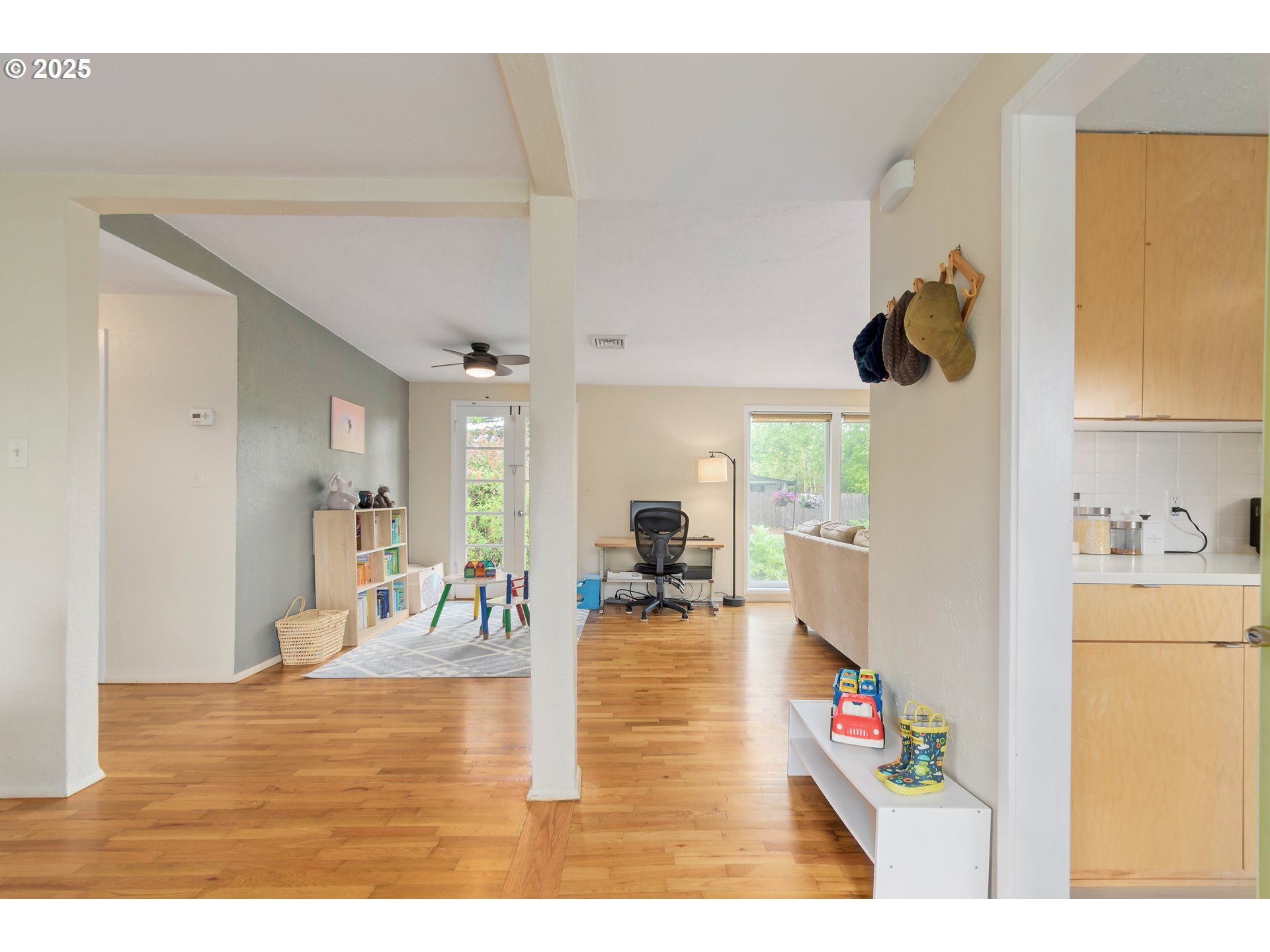 3417 Harlow Road Eugene, OR 97401 - Photo 5 of 40 a living room with furniture and a large window