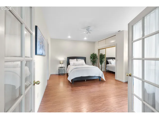 $889,900 | 690 North Shepherd Road, Washougal, WA 98671