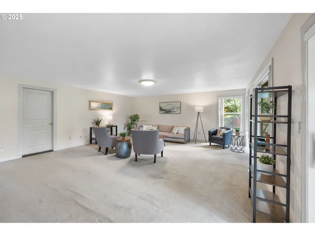 $889,900 | 690 North Shepherd Road, Washougal, WA 98671