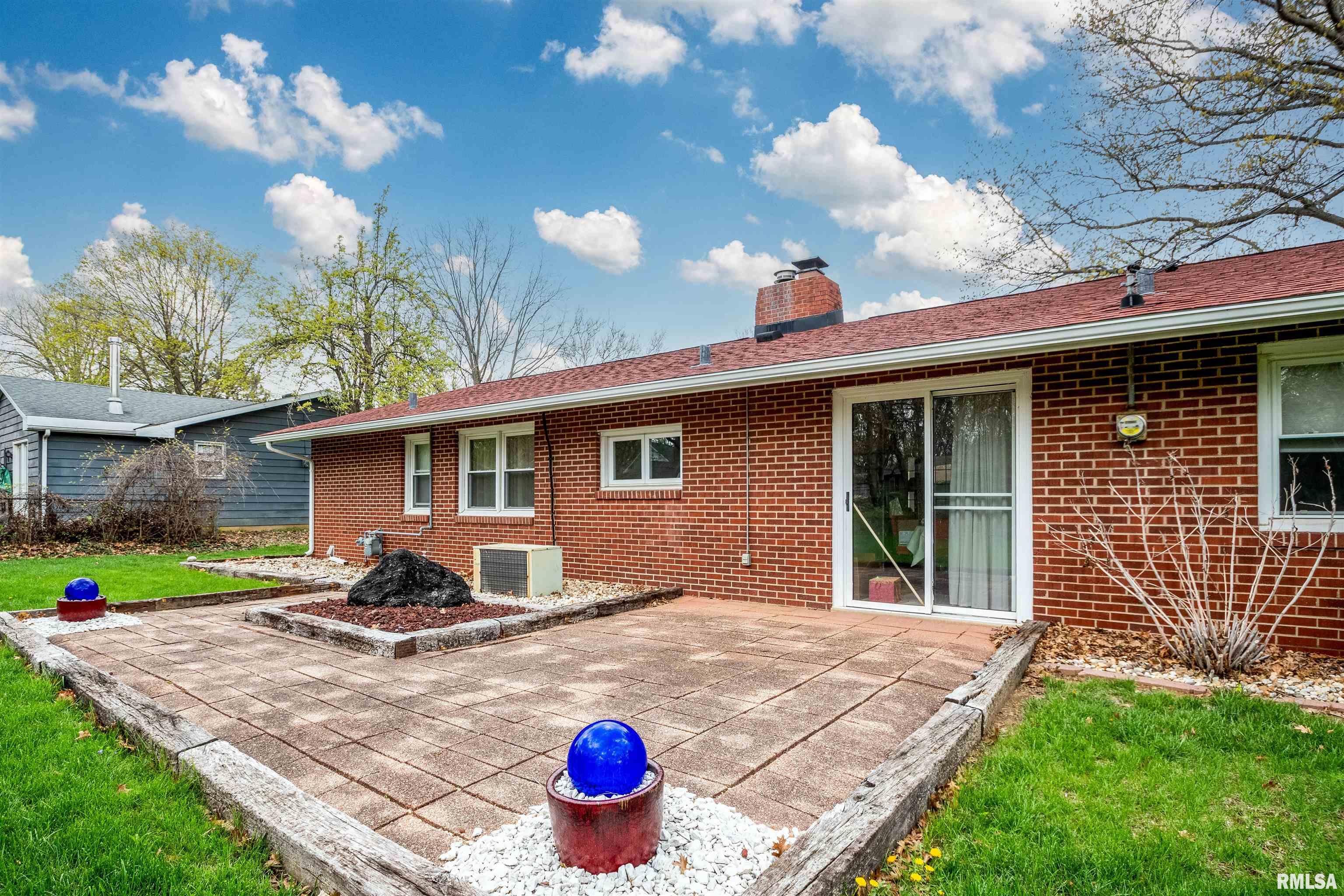 514 West Timber Ridge Drive Peoria, IL 61615 - Photo 12 of 15