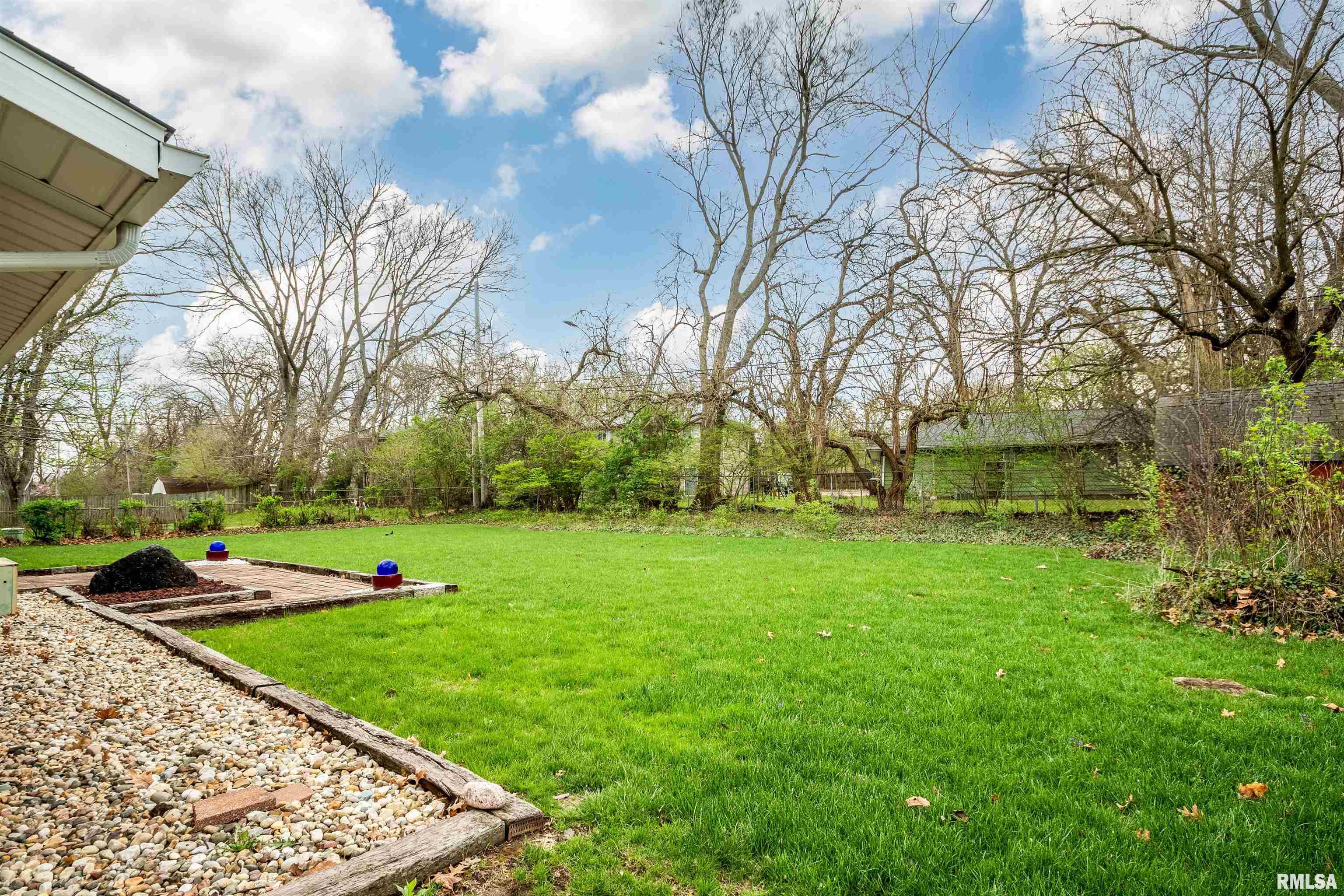 514 West Timber Ridge Drive Peoria, IL 61615 - Photo 14 of 15