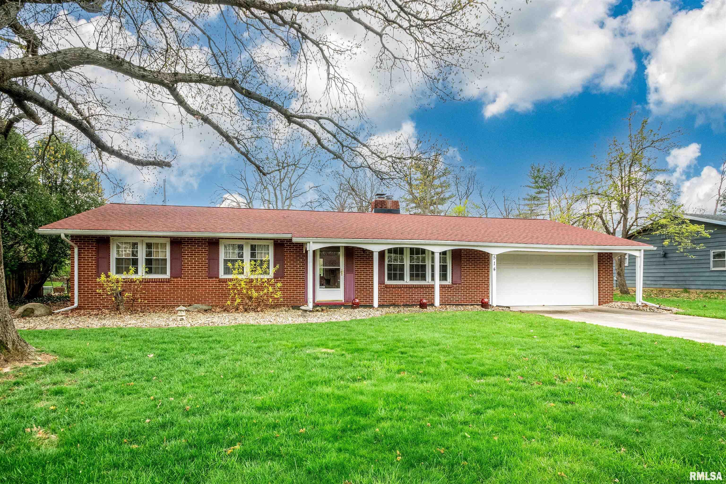 514 West Timber Ridge Drive Peoria, IL 61615 - Photo 2 of 15